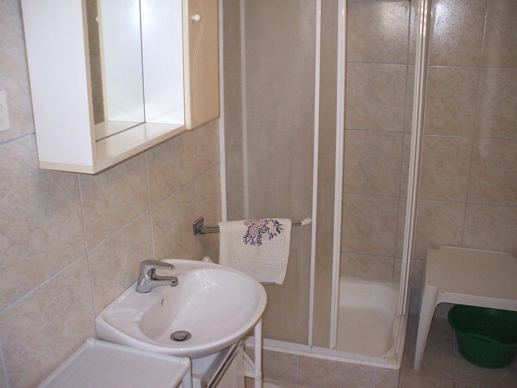 Apartmani Mira セニ エクステリア 写真
