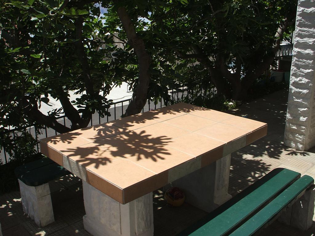 Apartmani Mira セニ エクステリア 写真
