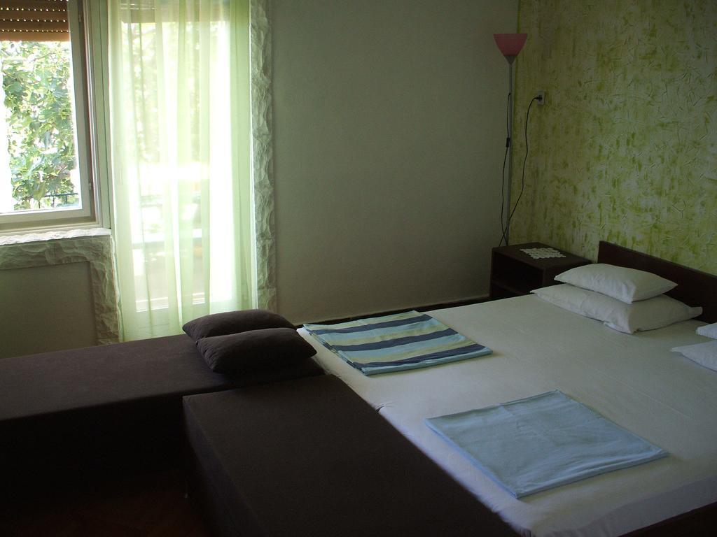 Apartmani Mira セニ エクステリア 写真