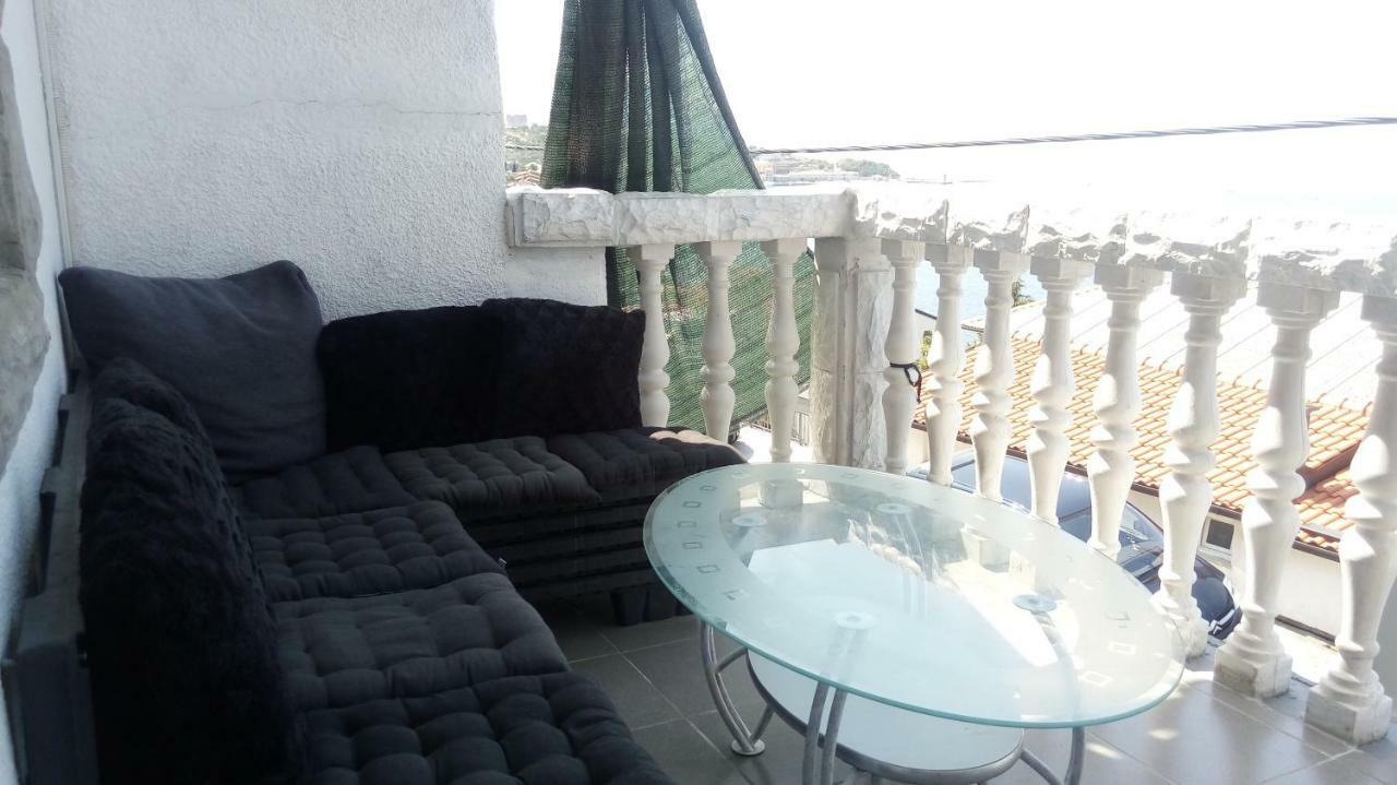 Apartmani Mira セニ エクステリア 写真