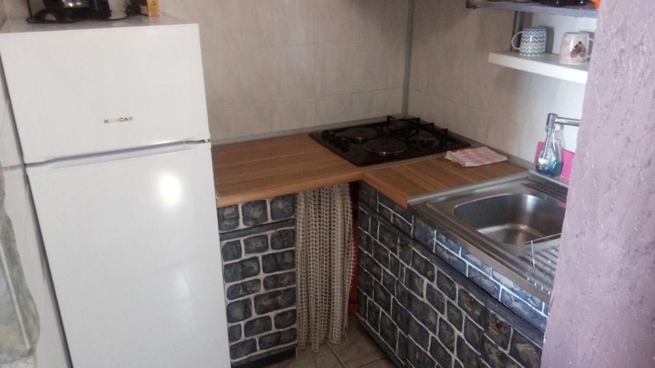Apartmani Mira セニ エクステリア 写真